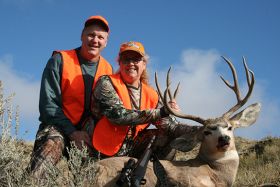 guided deer hunts wyoming outfitters