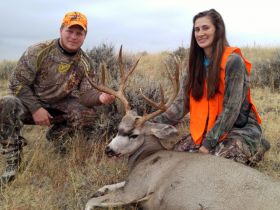 Guides Deer Hunts Wyoming Outfitters Guide Mule Deer